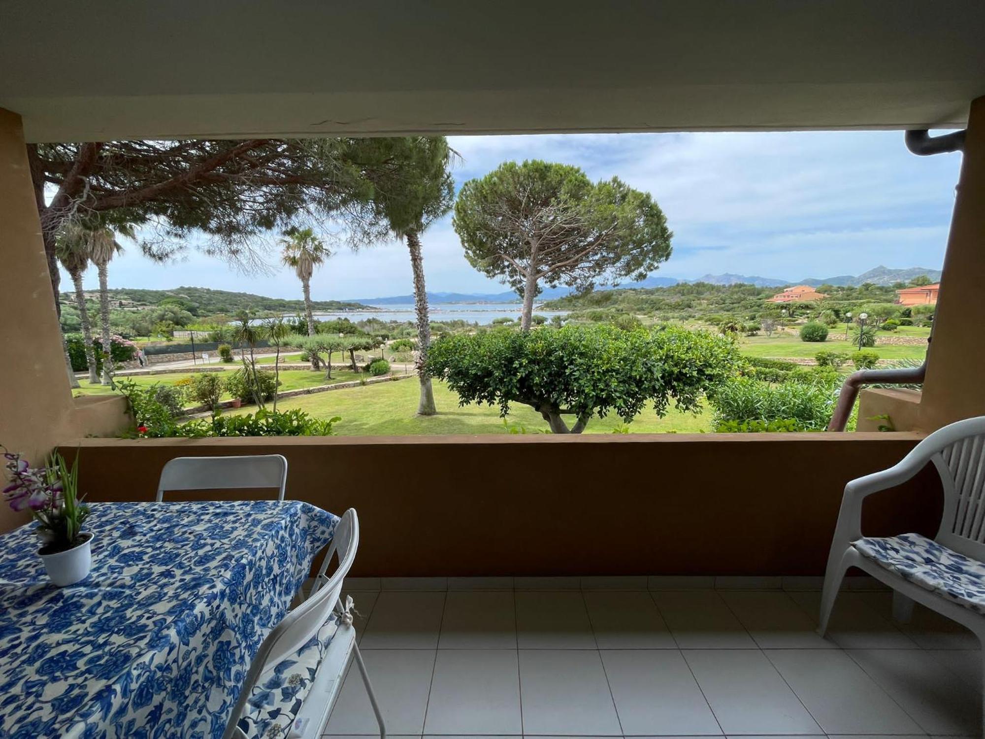 Residence Porto Coda Cavallo ซาน เตโอโดโร ภายนอก รูปภาพ
